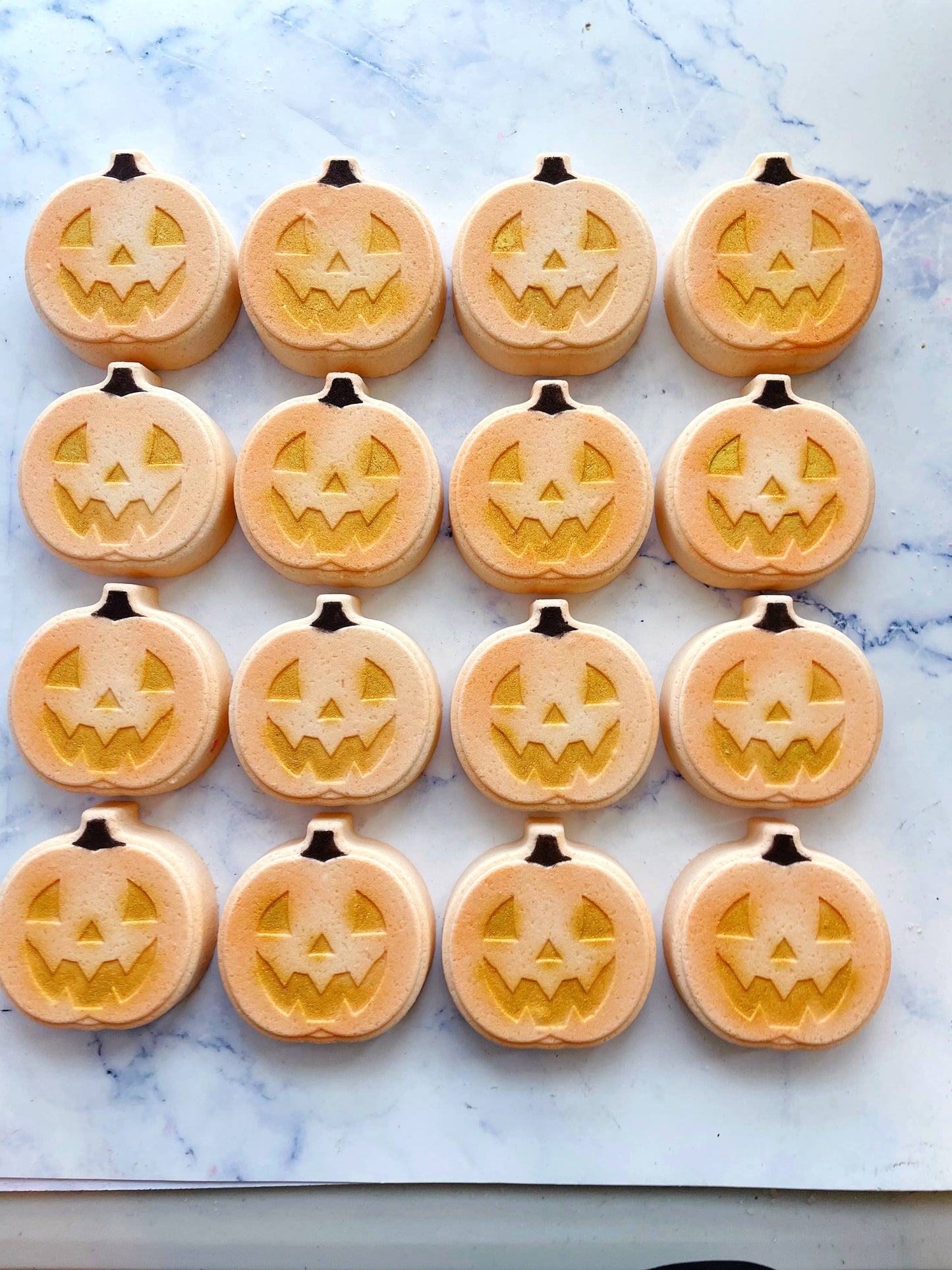 Jack-O-Lantern Bath Bomb