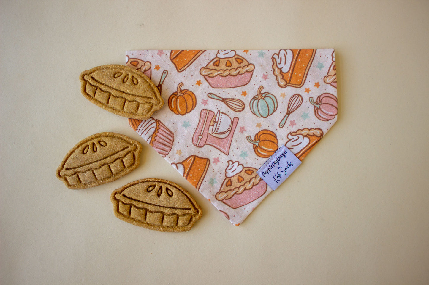 Pumpkin Pie Baking Bandana
