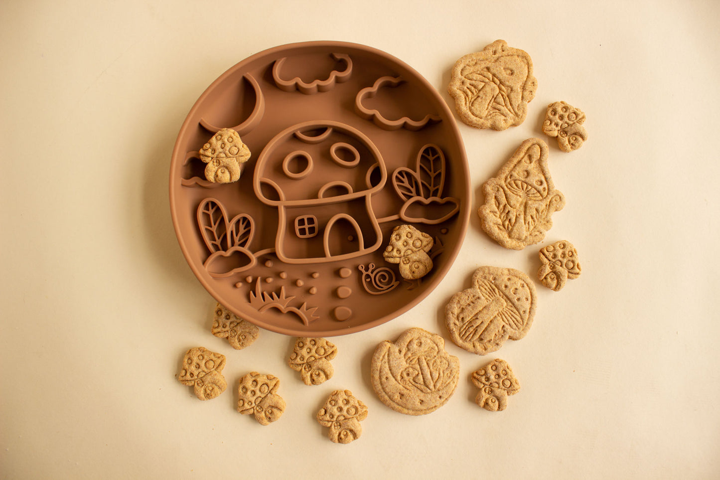 Mushroom House Slow Feeder Bowl - Fenugreek