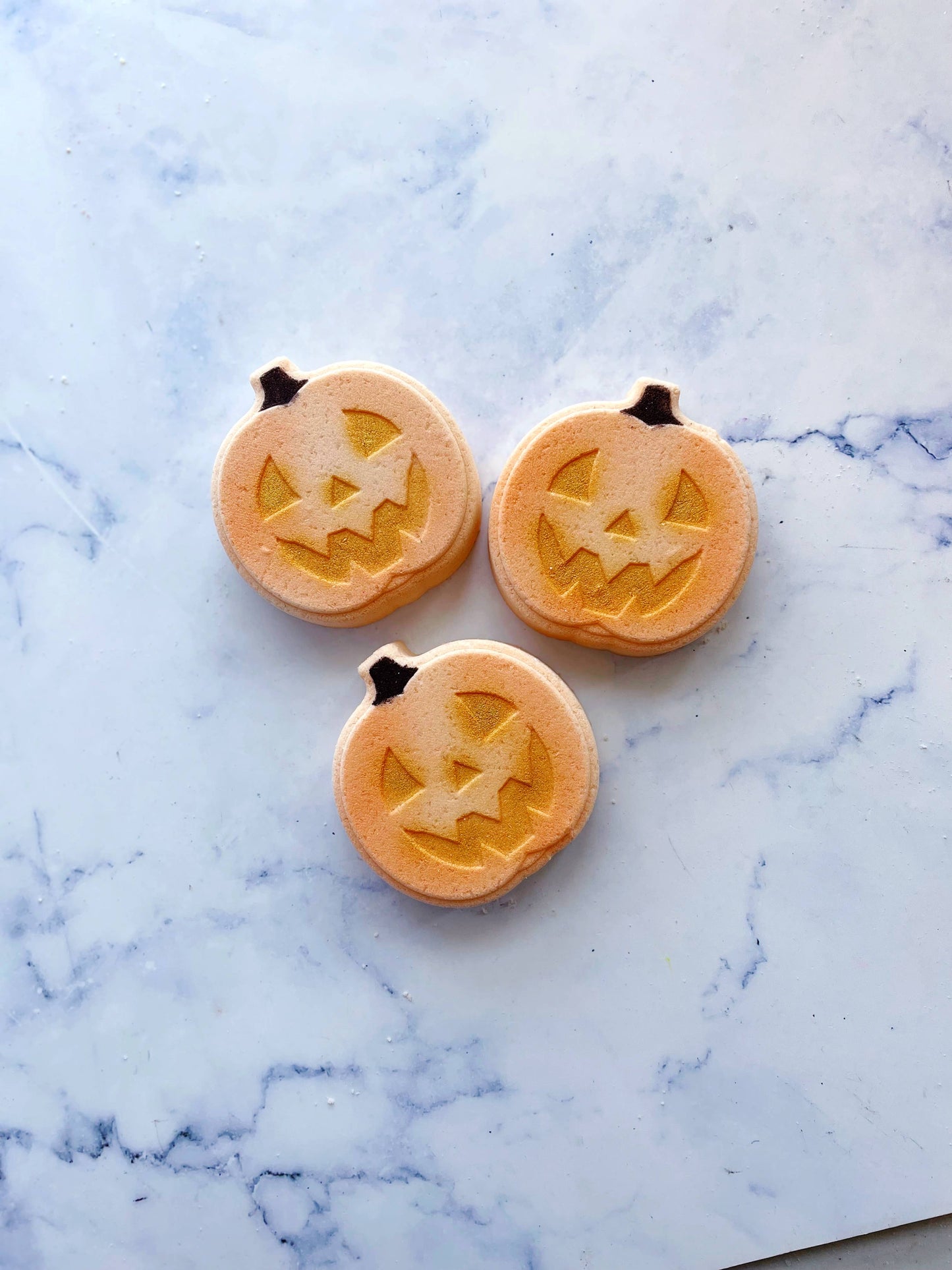 Jack-O-Lantern Bath Bomb